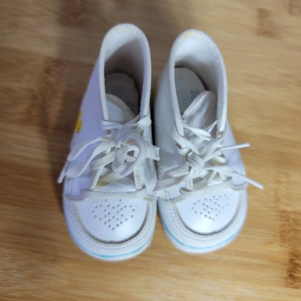 Vintage Baby Size 2 Yellow Rubber Duck High Top Walking Shoes White Boys Girls